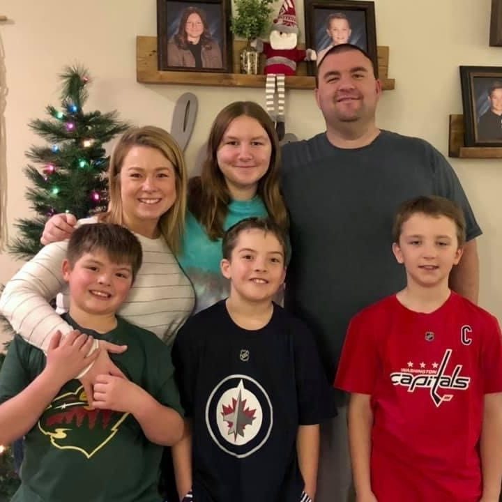 2021 Family picture - Emily Baugher 2021 Family picture - Emily Baugher